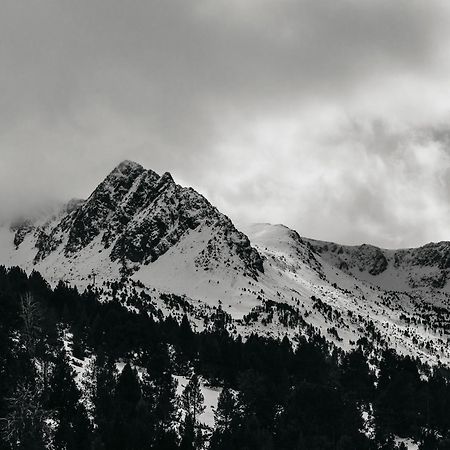 The Blackpine Hotel Лес Эскальдес Экстерьер фото